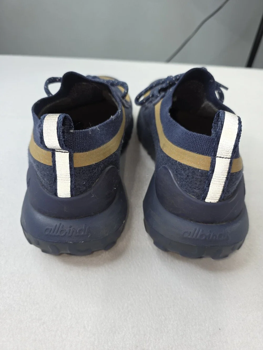 Allbirds Men's Trail Runner SWT Mizzle Size 11 Blue Gold Bin BH